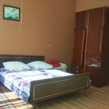 Jvari Guest House Knarik מראה חיצוני תמונה
