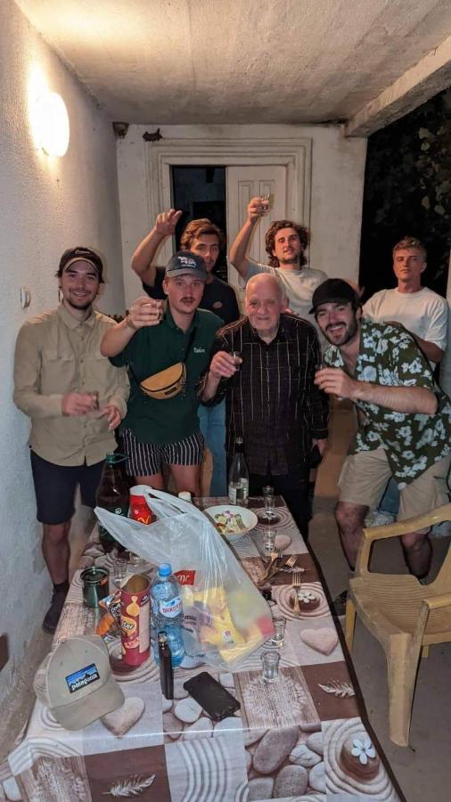 Jvari Guest House Knarik מראה חיצוני תמונה